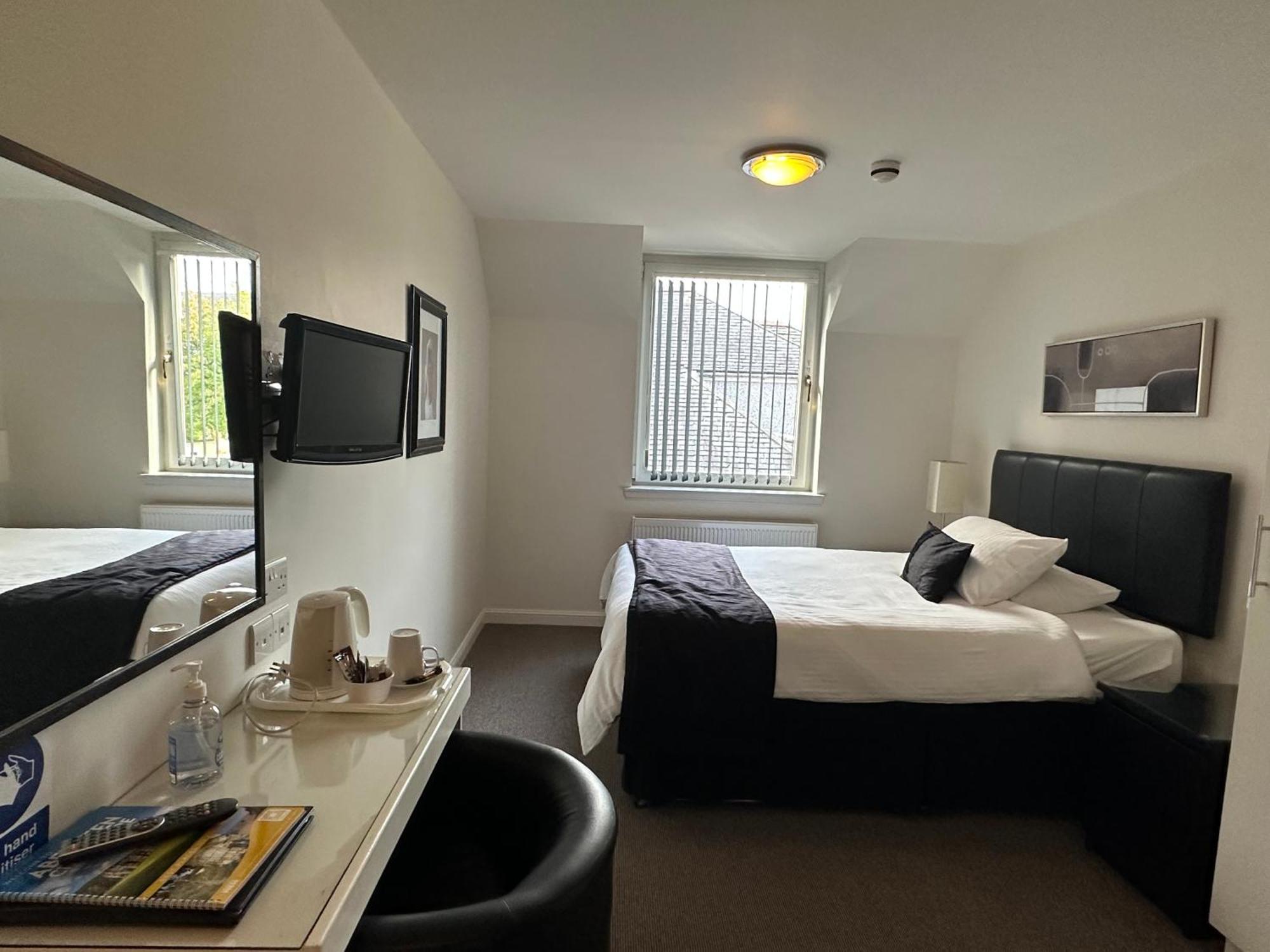 Third House Guest House 阿伯丁 外观 照片